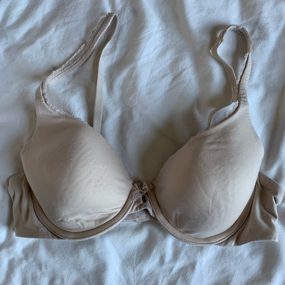 Nude Victoria’s Secret bra
